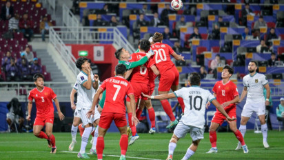 Bung Towel Sebut Shin Tae-yong Akan Buat Timnas Indonesia Parkir Bus Lawan Jepang