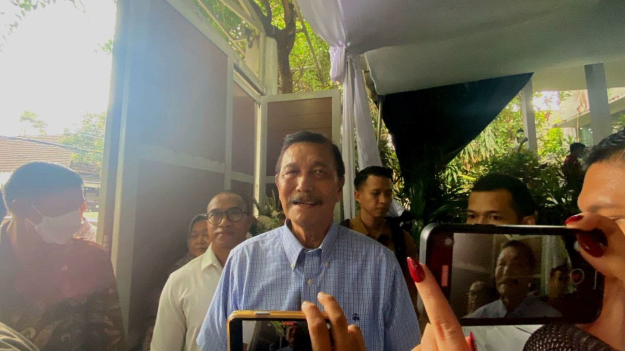 Cak Imin Berani Tuding Hilirisasi Pemerintah Ugal-ugalan Didominasi TKA, Luhut Binsar Pandjaitan Bereaksi Keras
            - galeri foto