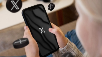 Gadget Canggih Satu HP dengan Ribuan Akun Sosmed Viral, Disebut ada Timses Paslon yang Pesan