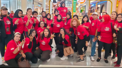 Sat Set, Emak-emak Kaos Merah di Surabaya Gerilya Ajak Kaum Terkuat di Bumi Pilih Ganjar-Mahfud