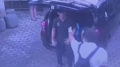 Viral! Bule AS Pukuli Pegawai Vila hingga Gigi Rontok di Bali, Ngamuk karena…