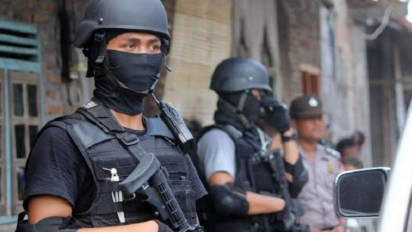 10 Orang Terduga Teroris Dibekuk Densus 88 Antiteror Polri di Solo Raya