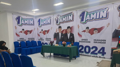 Ribuan APK Capres Amin Terus Berdatangan dari Donatur