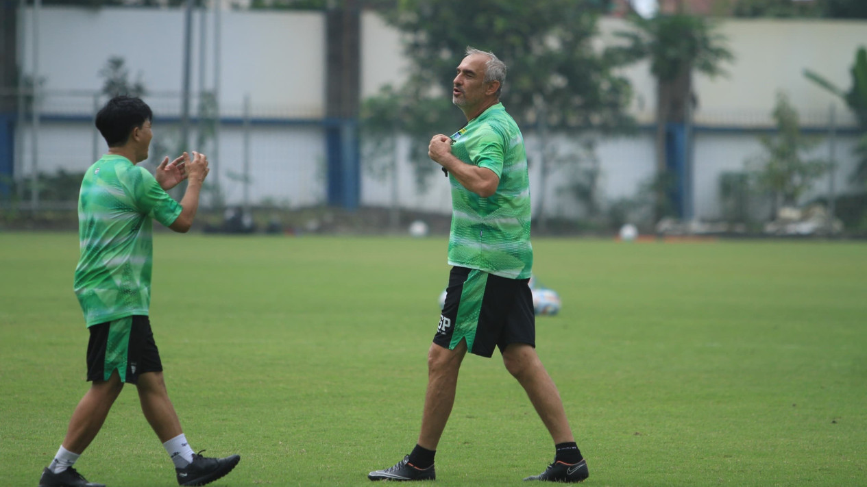 Mantan Pelatih Timnas Hong Kong Bantu Shin Tae-yong Analisis Kekuatan Australia di Babak 16 Besar Piala Asia 2023
            - galeri foto