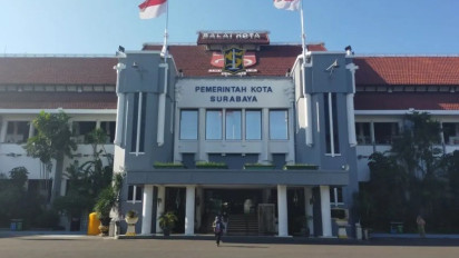 Praktis dan Efesien, Pemerintah Kota Surabaya Optimis Parkir Nontunai Berjalan per Februari 2024