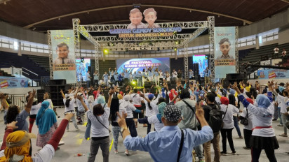 Relawan KOM’ITS 08 Ajak Emak-emak Gebyar Gemoy Menangkan Prabowo-Gibran Satu Putaran