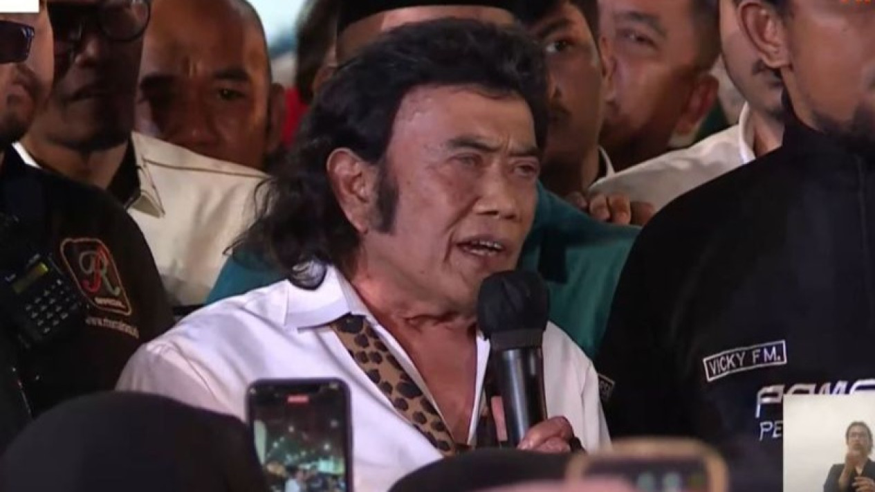 Rhoma Irama Interupsi Anies Saat Orasi,  Desak untuk Perhatikan Seniman Indonesia
            - galeri foto