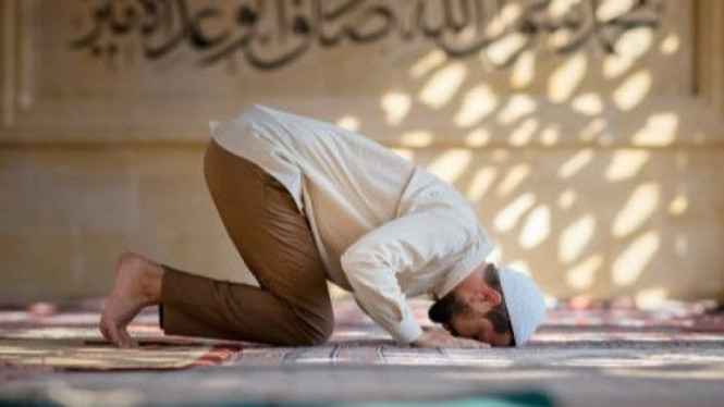 Jangan Bersedih Belum Berhaji dan Umroh, Ini Doa Shalat Isyraq atau ...
