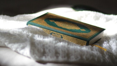 Allah SWT Melarang HambaNya Hidup Bermegah-megahan, Ini Bacaan Lengkap Surat At-Takasur Ayat 1-8