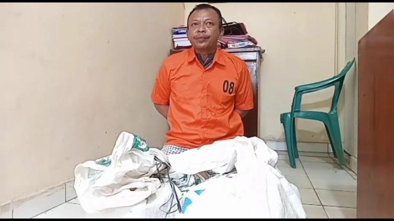 Tergiur Uang Gaib Rp6 Miliar, Petani di Lampung Jadi Korban Penipuan Dukun Palsu
            - galeri foto