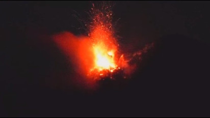 Gunung Semeru kembali Erupsi, Semburkan Kolom Letusan 900 Meter
