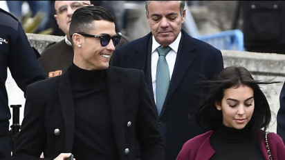 Walau Sudah Punya Segalanya, Ini 5 Alasan Penyebab Cristiano Ronaldo Tak Kunjung Nikahi Georgina