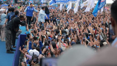 Disindir Kerap Berjoget oleh Lawan Politiknya, Prabowo Mengaku Was-was Diri