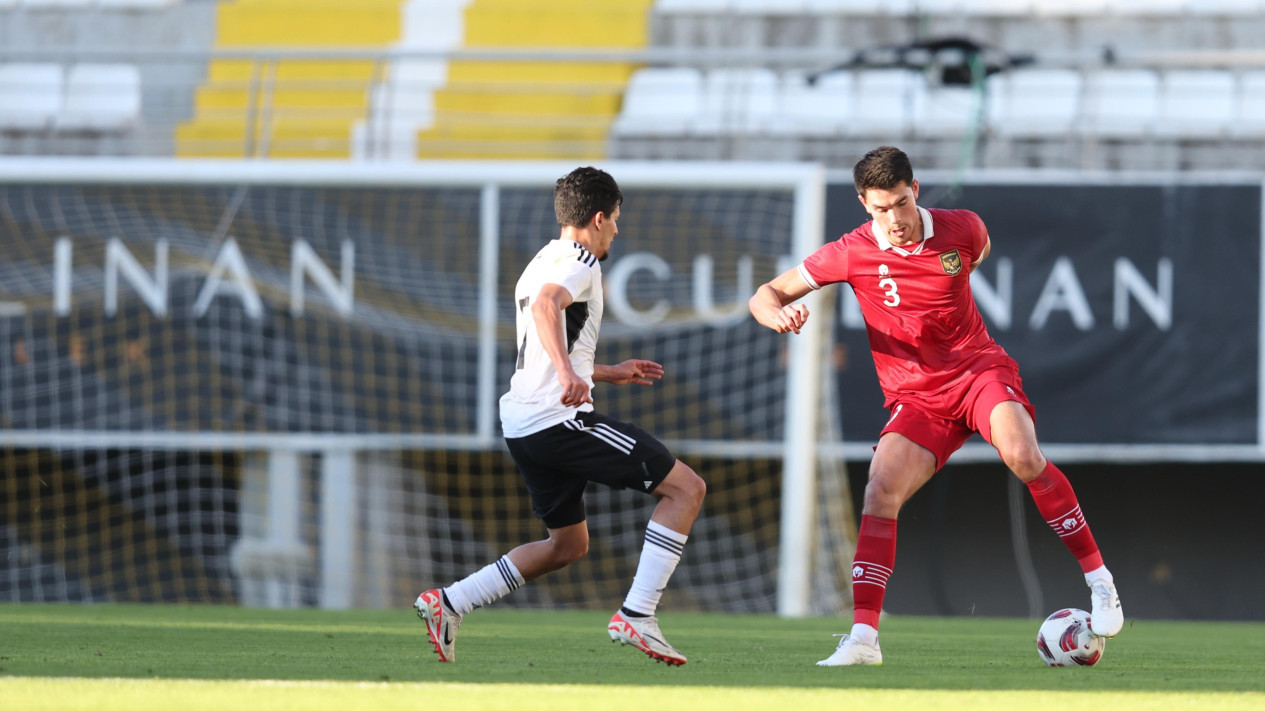 Kabar Abroad Timnas Indonesia: Elkan Baggott Kembali Dipinjamkan Oleh Ipswich Town, Jadi Pemain Bristol Rovers
            - galeri foto