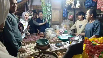 Harga Beras dan Minyak Goreng di Pasar Singaparna Tasikmalaya Mahal, Stoknya Langka Membuat Pedagang Kelimpungan