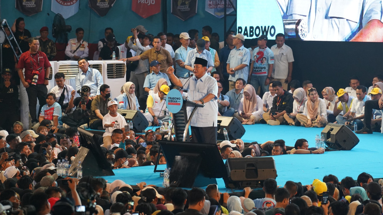 Ulama, Jokowi dan Khofifah Buat Prabowo-Gibran Unggul di Jatim
            - galeri foto