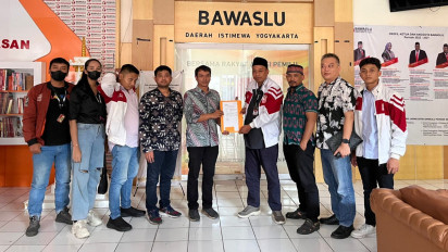 Relawan Jokowi Kembali Laporkan Butet Kartaredjasa ke Bawaslu DIY atas Dugaan Fitnah saat Kampanye
