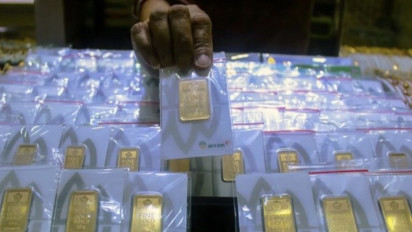 Kembali Sentuh Angka Rp3 Jutaan, Harga Emas Antam Hari Ini 23 Februari 2026 Meroket Lagi hingga Tembus Rp3.028.000 per Gram