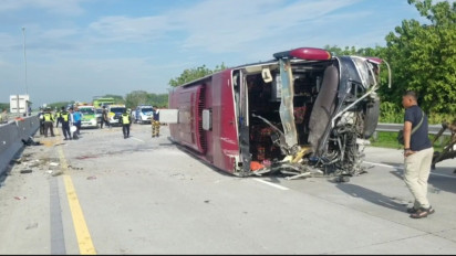 Pulang Kampanye Ganjar-Mahfud di GBK, Bus Rombongan Satgas Partai Hanura Terguling di Tol Ngawi, Dua Tewas Puluhan Luka