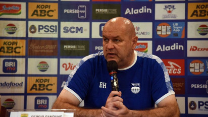 Sempat Unggul dari Persis Solo, Pelatih Persib Bojan Hodak Tak Habis Pikir dengan Kebobolan Dua Gol