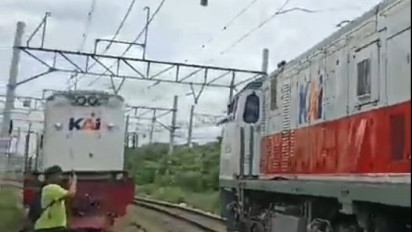 Tragedi Maut, Detik-detik Pemuda Railfans di Jatinegara Tewas Tertabrak Kereta Saat Merekam di Tengah Rel