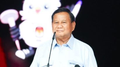 Etika Prabowo Jadi Sorotan, Sempat Saling Slepet, Capres 02 Minta Maaf kepada Anies dan Ganjar Usai Debat...