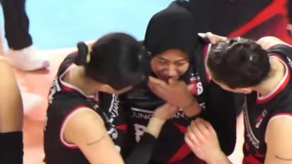 Tangis Megawati Hangestri Pecah saat Peluk Yeum Hye-Seon, Pemain Red Sparks Lain Jadi Ikutan, Ada Apa?