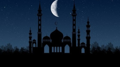 Mengapa Nabi Muhammad SAW Isra Miraj Malam Hari? Itulah saat Paling Utama Bagi Hamba untuk Mendekatkan Diri, Tafsir Surat Al Isra Ayat 1