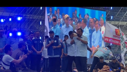 Prabowo Minta Setop Menjelek-jelekkan Pemimpin, saat Kampanye Akbar PAN di Stadion GBLA Kota Bandung, Jawa Barat