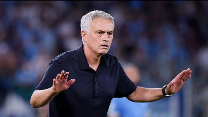 Pernyataan Resmi Barcelona Soal Rumor Jose Mourinho