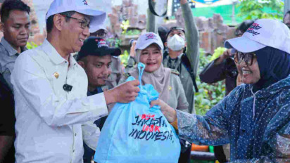 Heru Budi Bantah Kampanye Terselubung Prabowo-Gibran Soal Tas Sembako Biru Muda