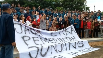 Buntut Ramainya Guru Besar Kritik Jokowi,  Muhammadiyah: Peringatan Awal soal Pemilu!