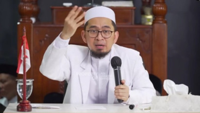 Niat Mau Hijrah tapi Masih Kerja di Bank, Pilih Resign atau Tidak? Ternyata Ustaz Adi Hidayat Jawab Tegas Kalau Riba…