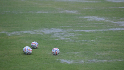 Kronologi Tewasnya Pemain Bola Akibat Tersambar Petir di Bandung