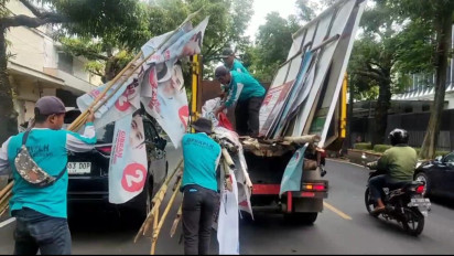 Masa Tenang, Petugas Gabungan di Temanggung Copot Ribuan Alat Peraga Kampanye