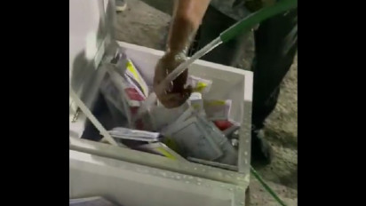 Video Surat Suara Direndam Air di Jeddah Viral di Media Sosial, Ini Kata KPU