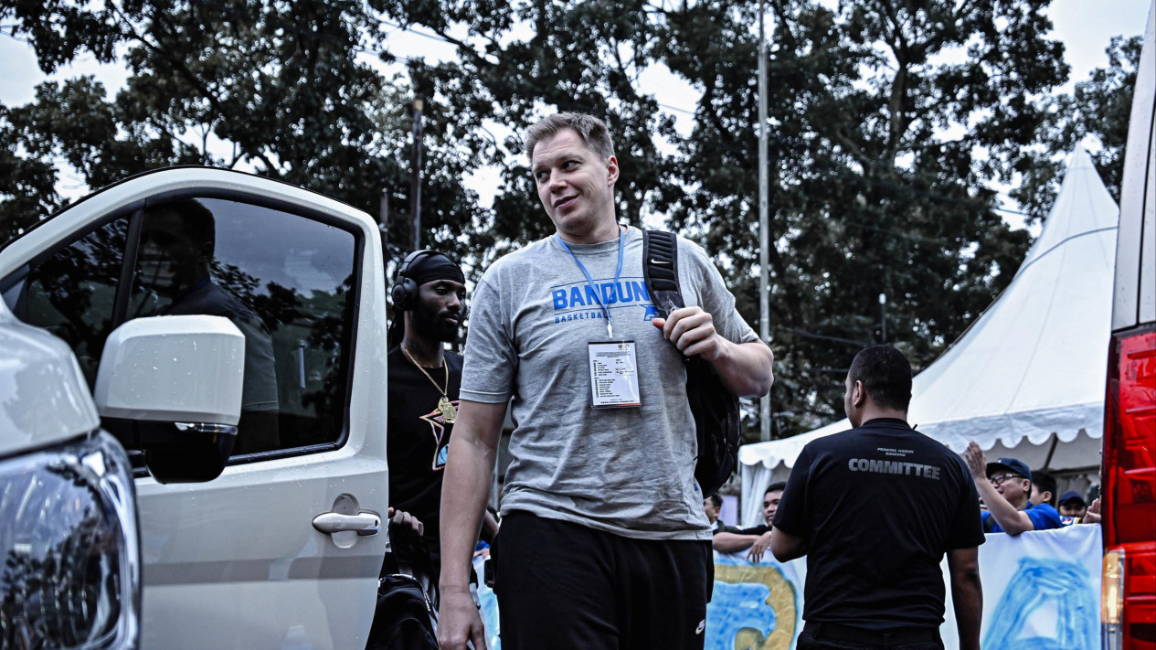 Hasil Buruk di IBL, Prawira Harum Bandung Rombak Pemain Asing
            - galeri foto