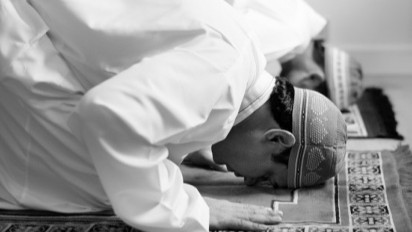 Jangan Sampai Tertinggal! Segera Perbanyak Ibadah di Dua Waktu Istimewa Ini