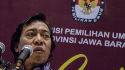 Komeng Kembali Menyita Perhatian Netizen, Sentil Komedian yang Jadi Legislatif