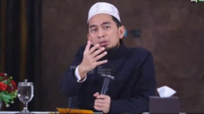 Segera Tuntaskan Masalah Rezeki Seret dan Utang Menumpuk dengan Amalan Ini, Ustaz Adi Hidayat Bilang Lakukan…