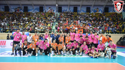 Farhan Halim Bawa Nakhonratchasima VC Juara Liga Voli Thailand