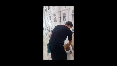 KPPS Serpong Utara Bongkar Kotak Suara Pemilu 2024 Masih Tersegel, KPU Kota Tangsel Akui Pelanggaran