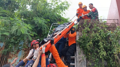 Kronologi Petugas Telkom Tewas Kesetrum Listrik Tegangan Tinggi saat Pasang Jaringan Internet di Semarang