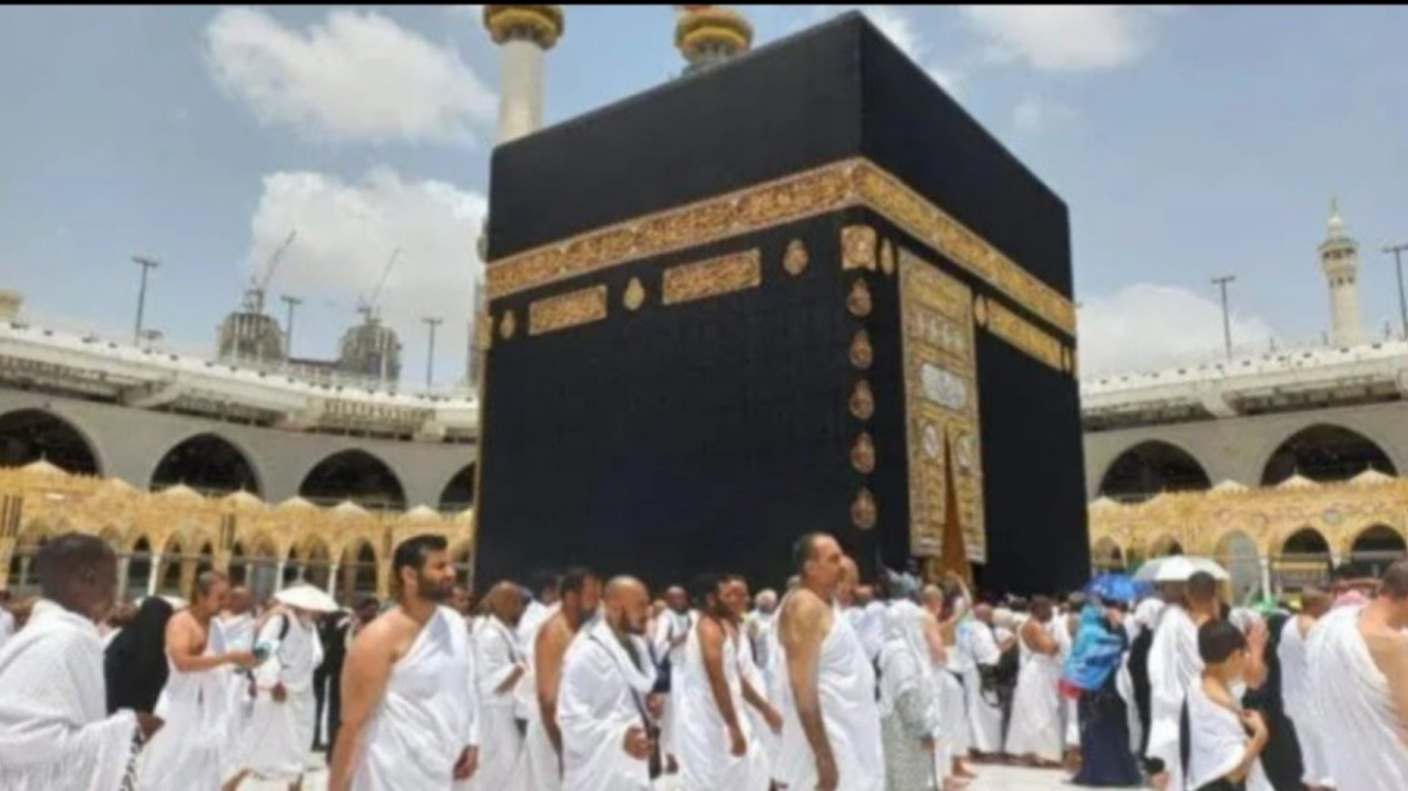 436 Calon Haji Cadangan di Jambi Melunasi BPIH
            - galeri foto