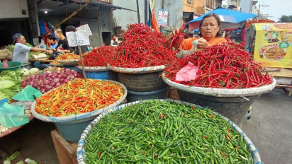 Semakin Pedas! Harga Cabai Merah Tembus Rp70.000 per Kilogram di Kota Medan
