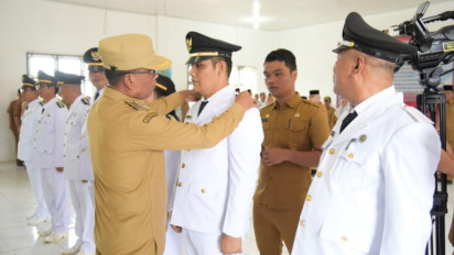 Lantik 24 Pejabat Pemkab Tapteng, Pj Bupati: Pejabat yang Dilantik Hentikan Diskusi Politik