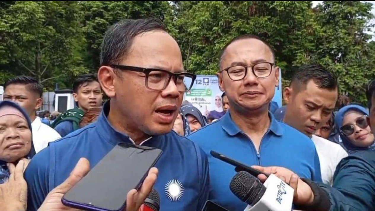 Kacau Dalam Dua Hari Ribuan Suara Istri Bima Arya Hilang di Real Count KPU, Ini Buktinya
            - galeri foto