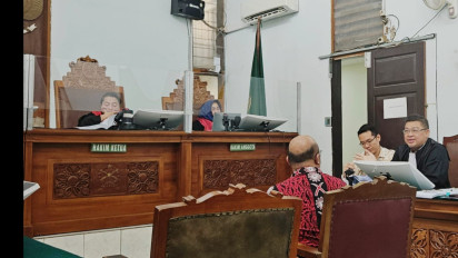 Sidang Kasus Penyebaran Data Pribadi Jhon LBF, Pengacara Arif Edison: Tuduhan Sabar Tobing Bukan Tindak Pidana