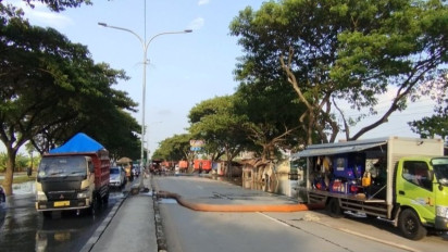 Percepat Penanganan Banjir Demak, Petugas Kerahkan Puluhan Mesin Pompa