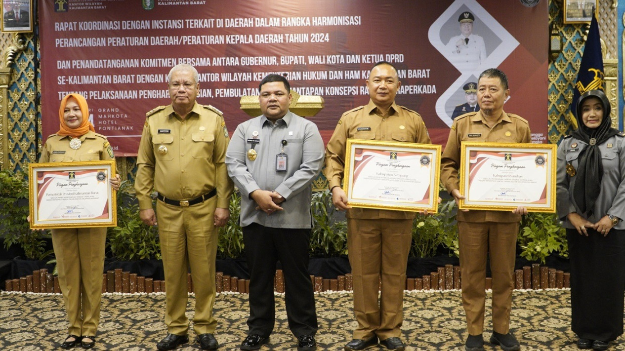 Kanwil Kemenkumham Kalbar Gelar Rapat Koordinasi Dalam Rangka Harmonisasi Perancangan Peraturan Daerah/Peraturan Kepala Daerah Tahun 2024
            - galeri foto
